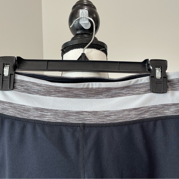 Lukka size medium leggings - Picture 6 of 9